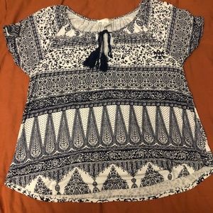 Women’s shirt for sale